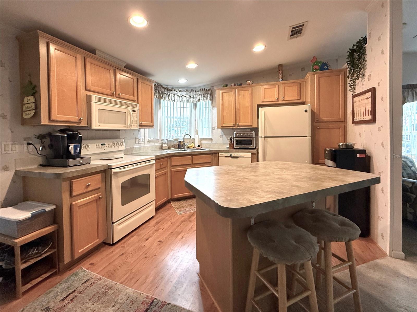 Image 8 of 29 For 225 Port Royal Lane