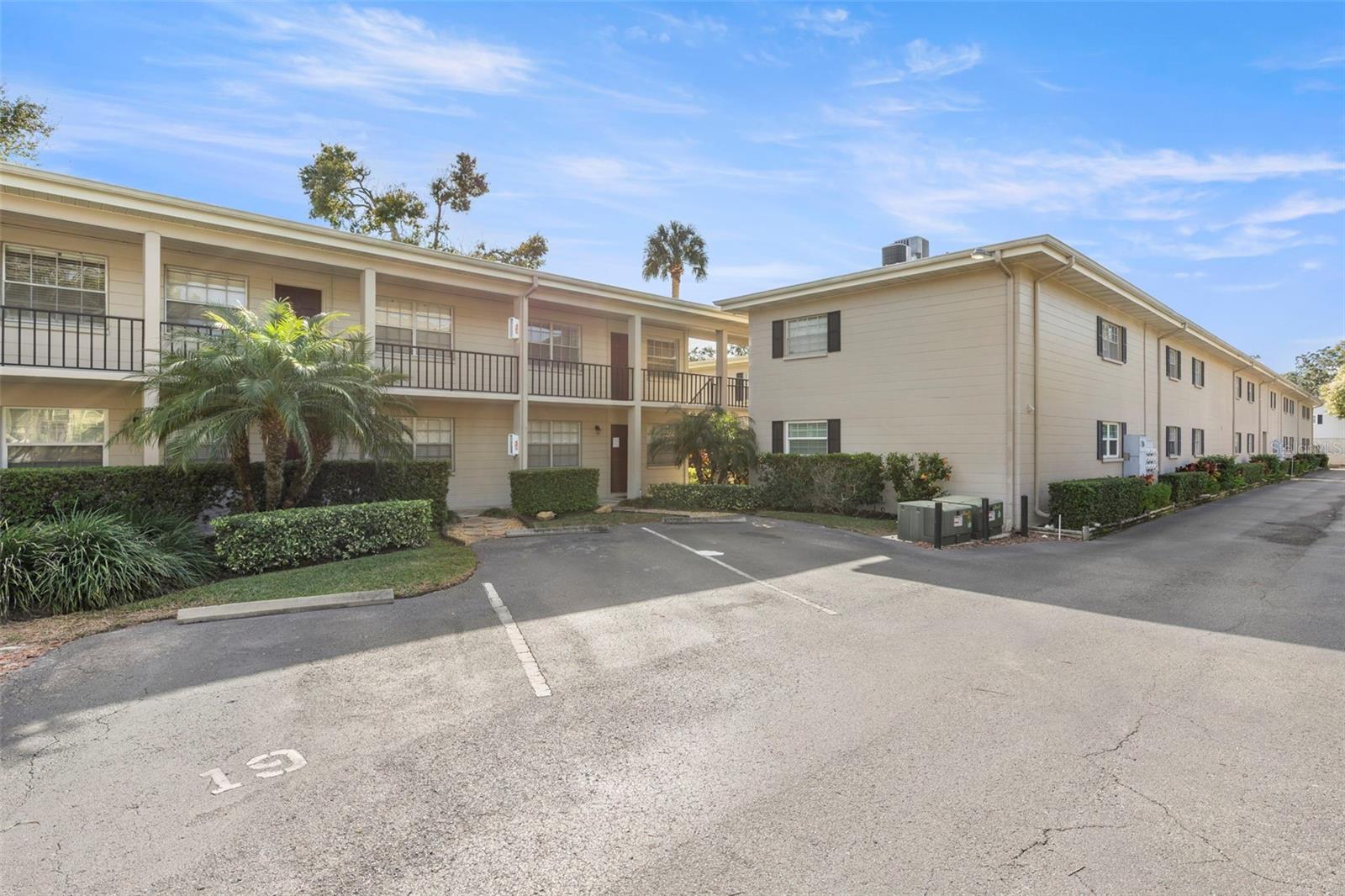 Image 2 of 26 For 2207 Carolina Avenue 23