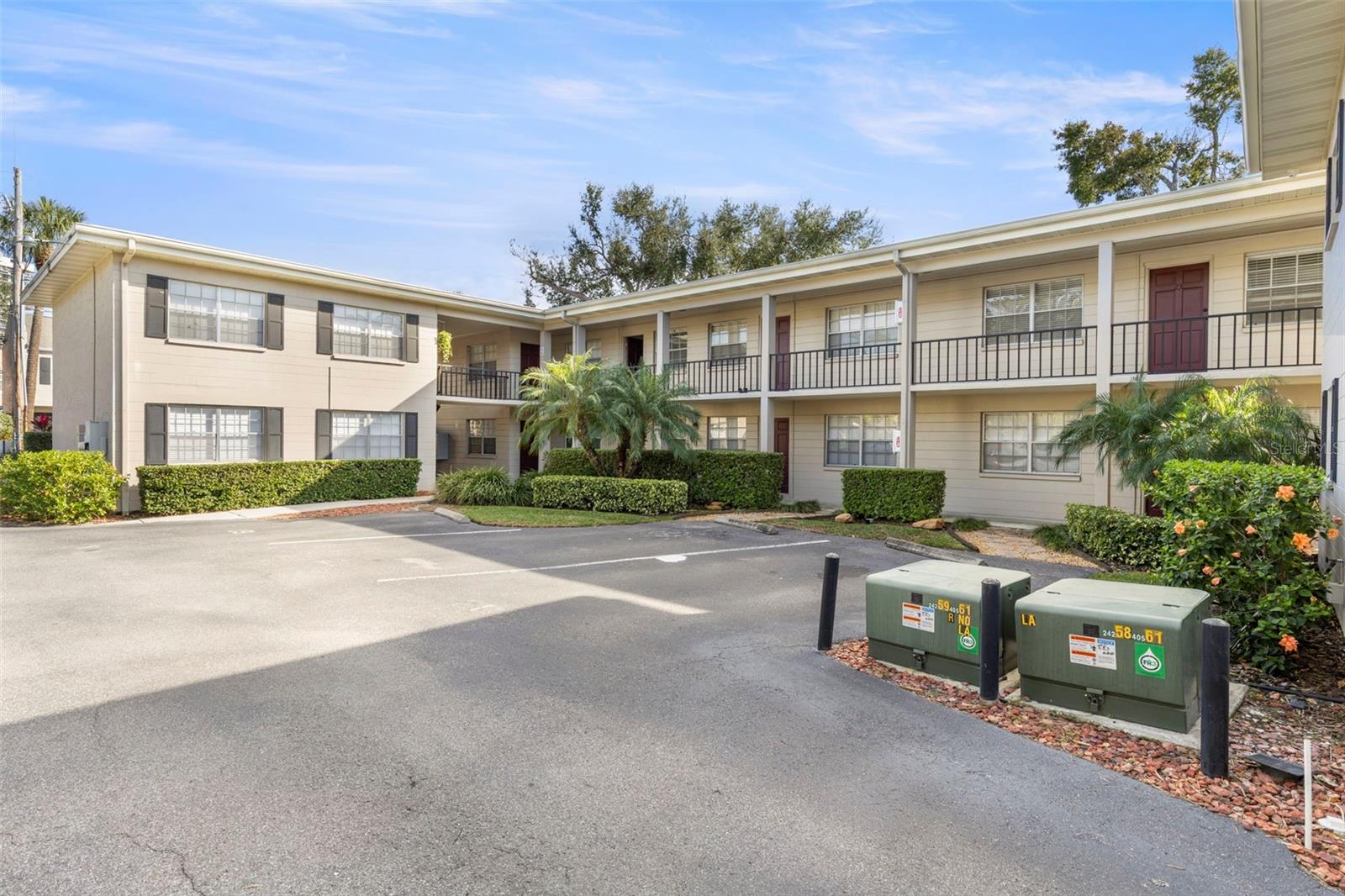 Image 3 of 26 For 2207 Carolina Avenue 23