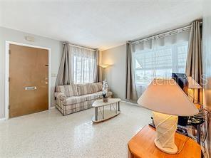 Image 5 of 23 For 250 Rosery Road Nw 283