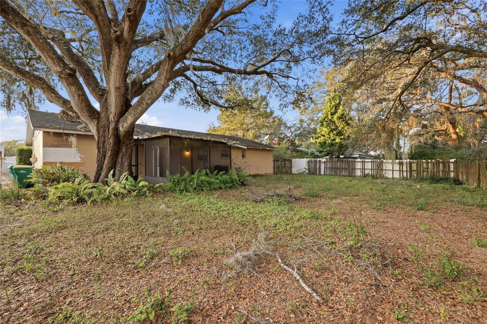 Image 25 of 29 For 2740 Dellwood Drive