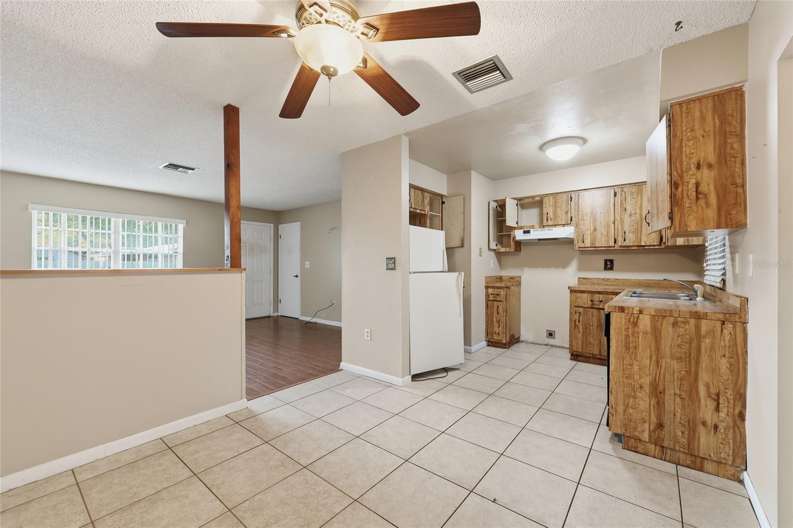 Image 8 of 29 For 2740 Dellwood Drive