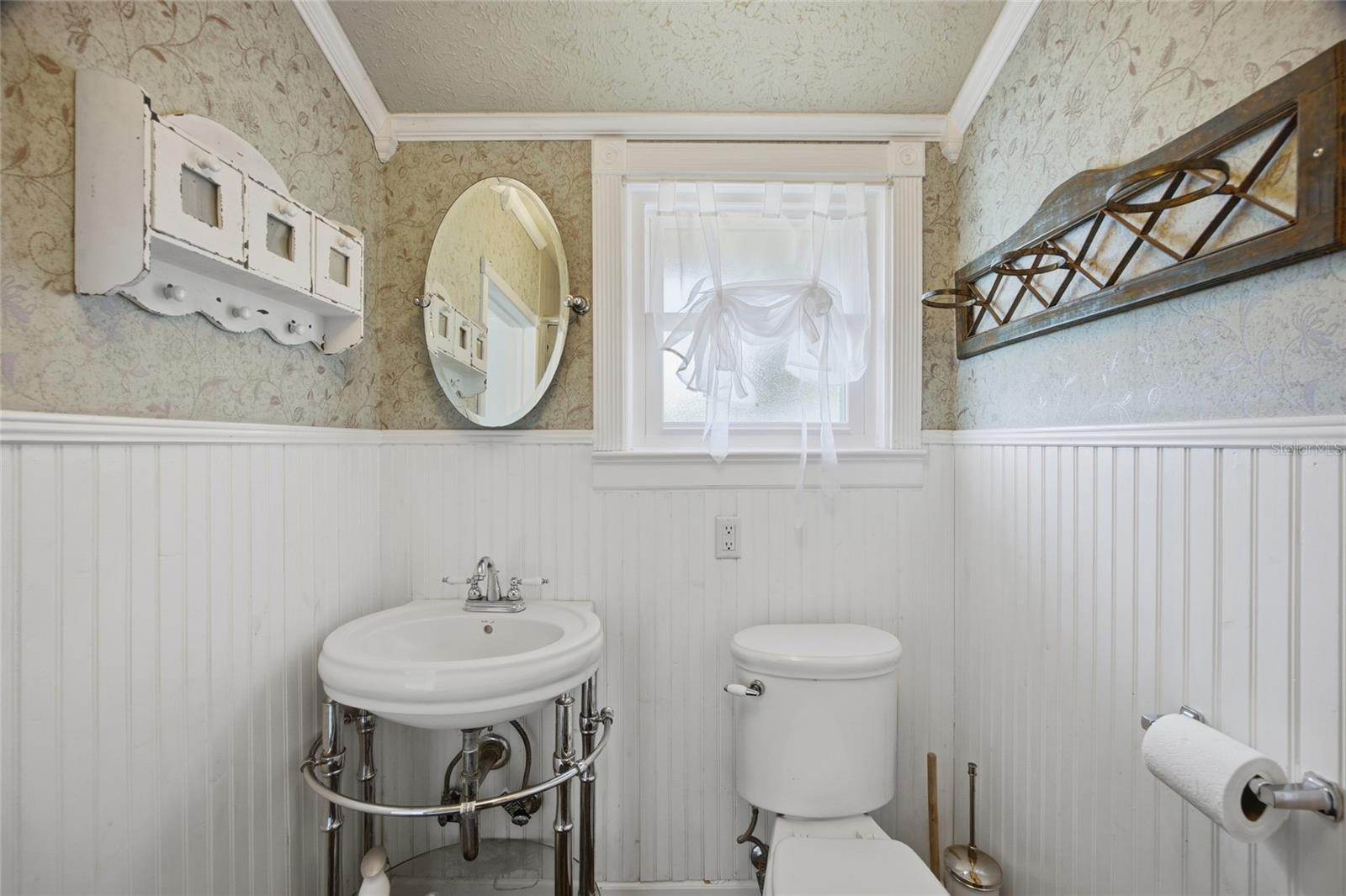 Image 14 of 43 For 37508 Church Avenue