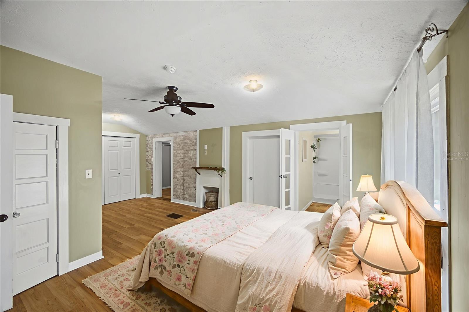 Image 18 of 43 For 37508 Church Avenue