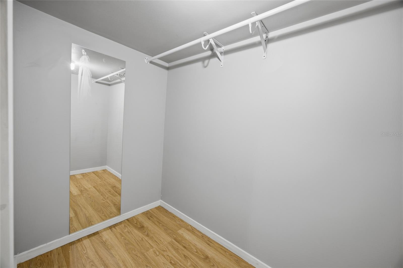 Image 19 of 43 For 37508 Church Avenue