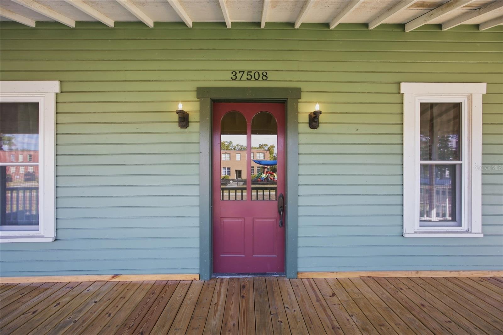 Image 4 of 43 For 37508 Church Avenue