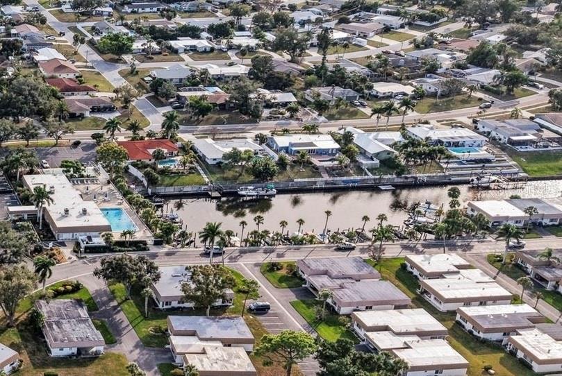 Image 27 of 28 For 2731 Riverbluff Way V-76