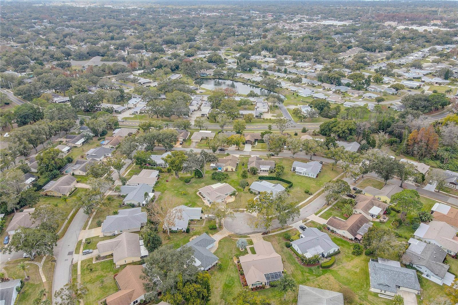 Listing photo id 50 for 1319 Glengarry Drive