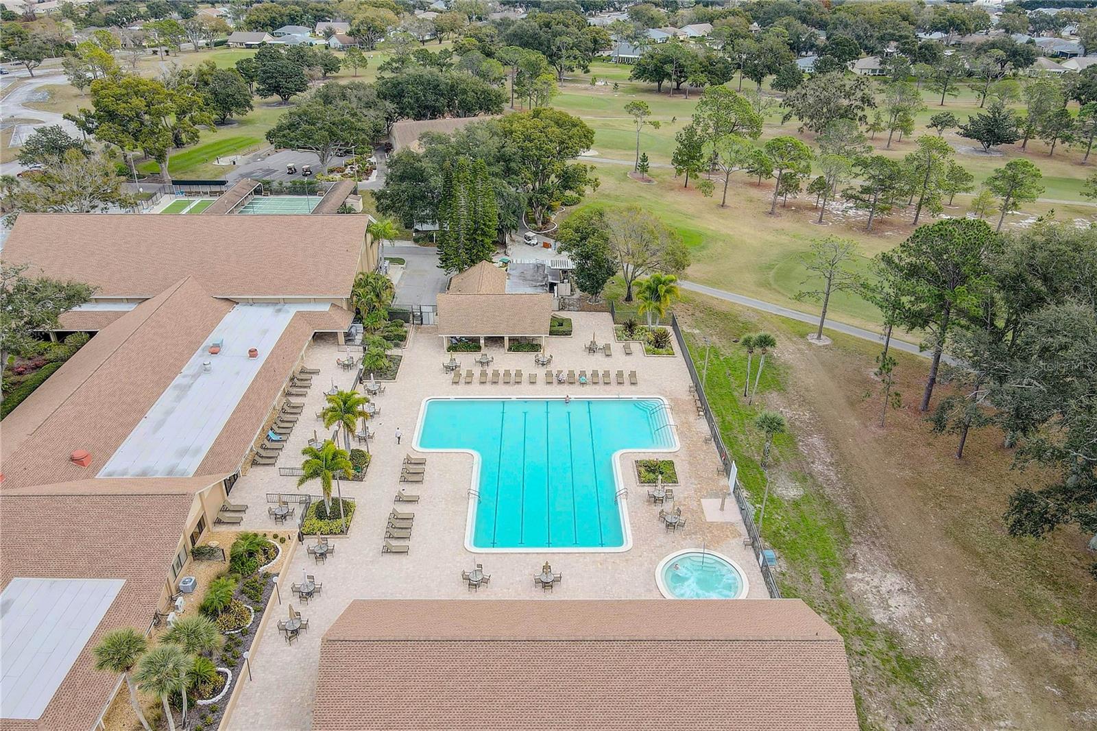 Listing photo id 53 for 1319 Glengarry Drive