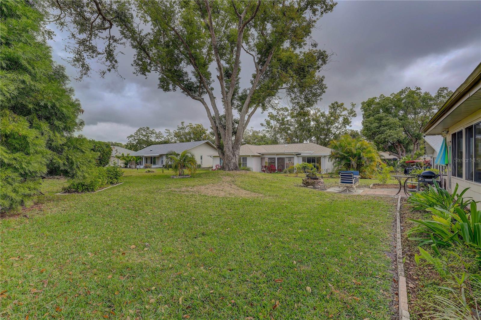 Listing photo id 54 for 1319 Glengarry Drive