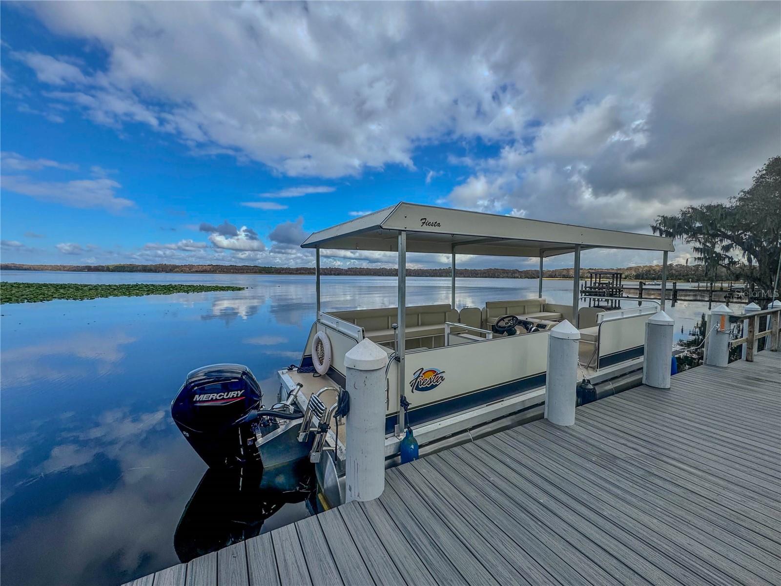 Listing photo id 63 for 1319 Glengarry Drive