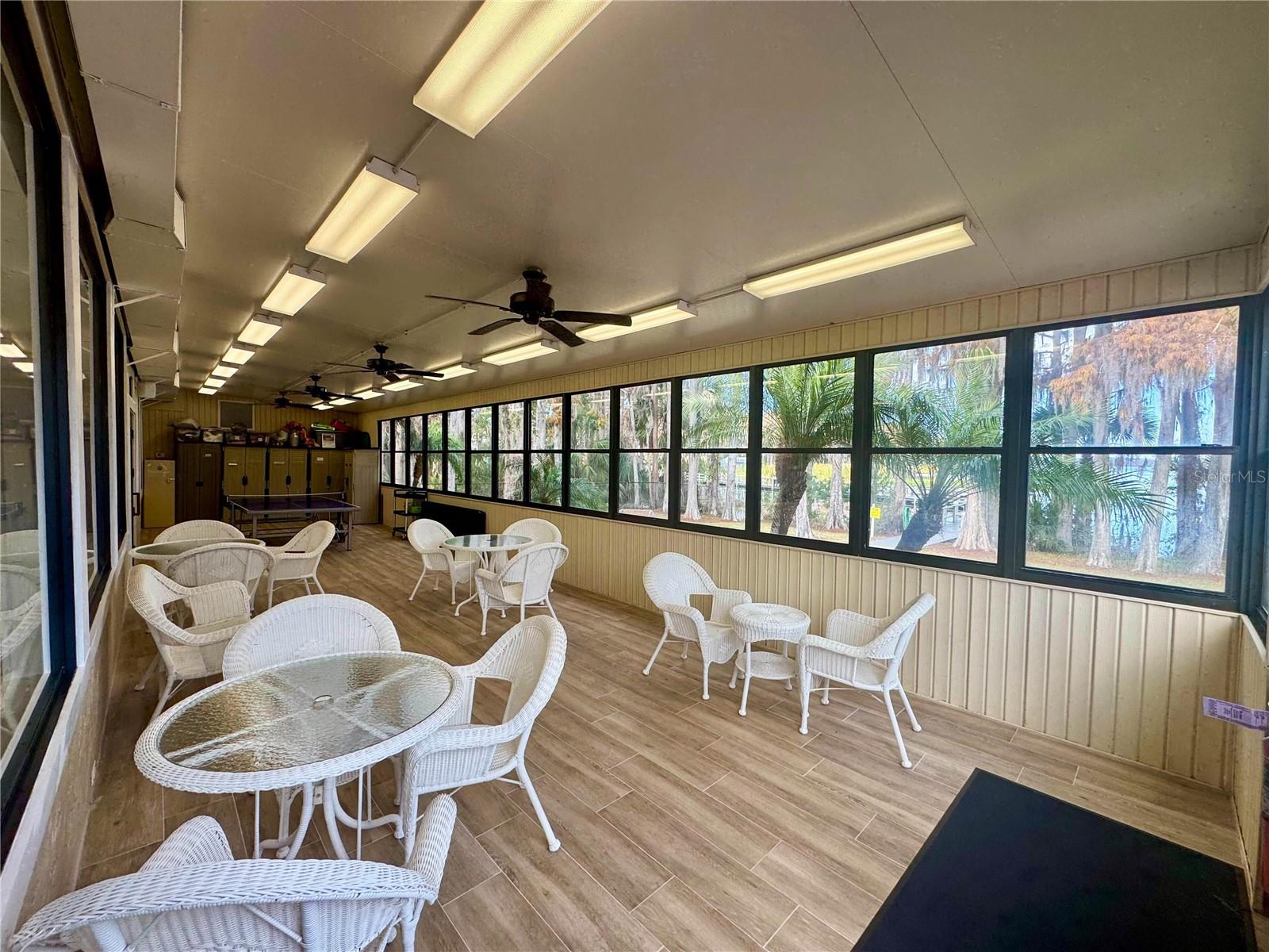 Listing photo id 65 for 1319 Glengarry Drive