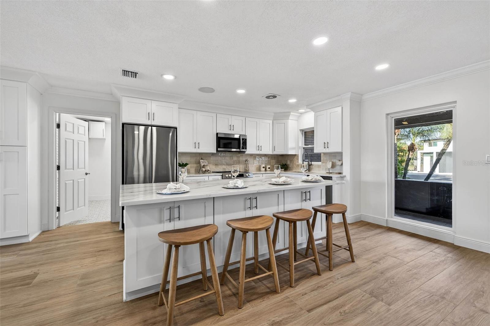 Image 13 of 45 For 4790 Venetian Boulevard Ne