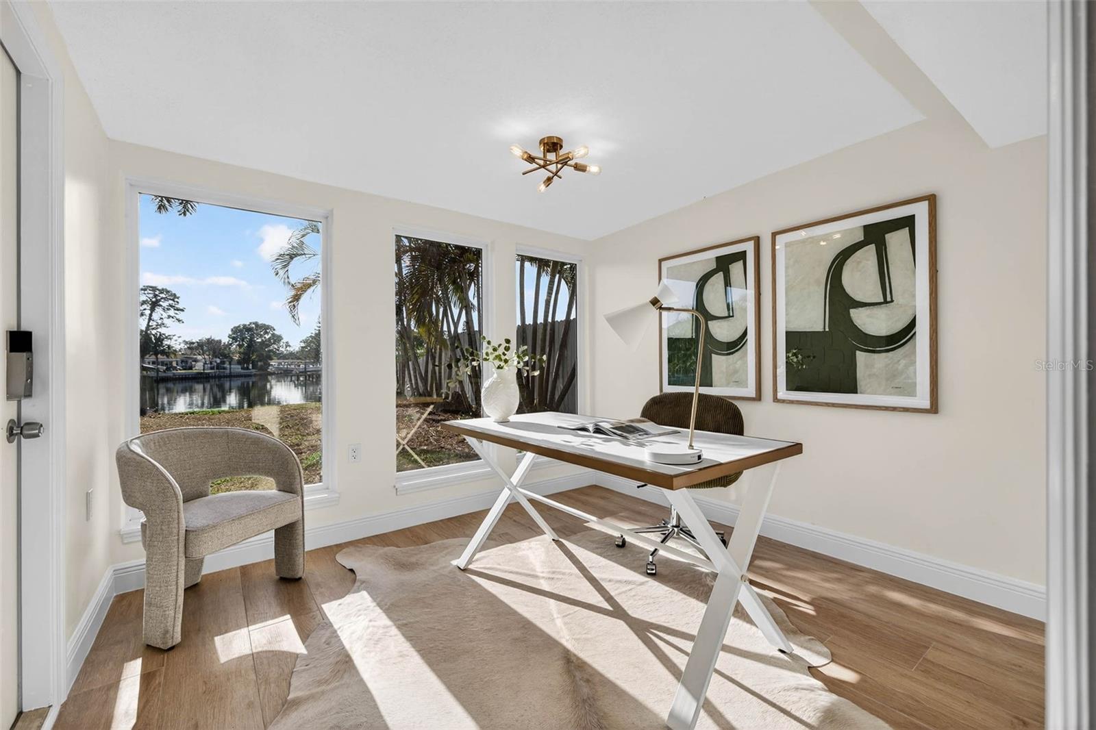 Image 19 of 45 For 4790 Venetian Boulevard Ne