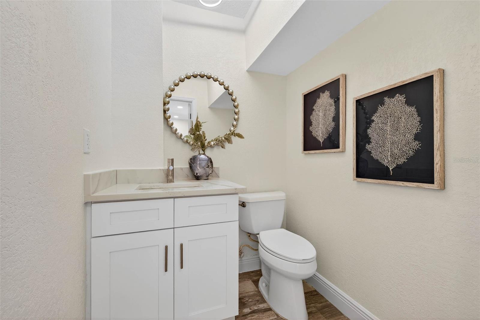 Image 28 of 45 For 4790 Venetian Boulevard Ne