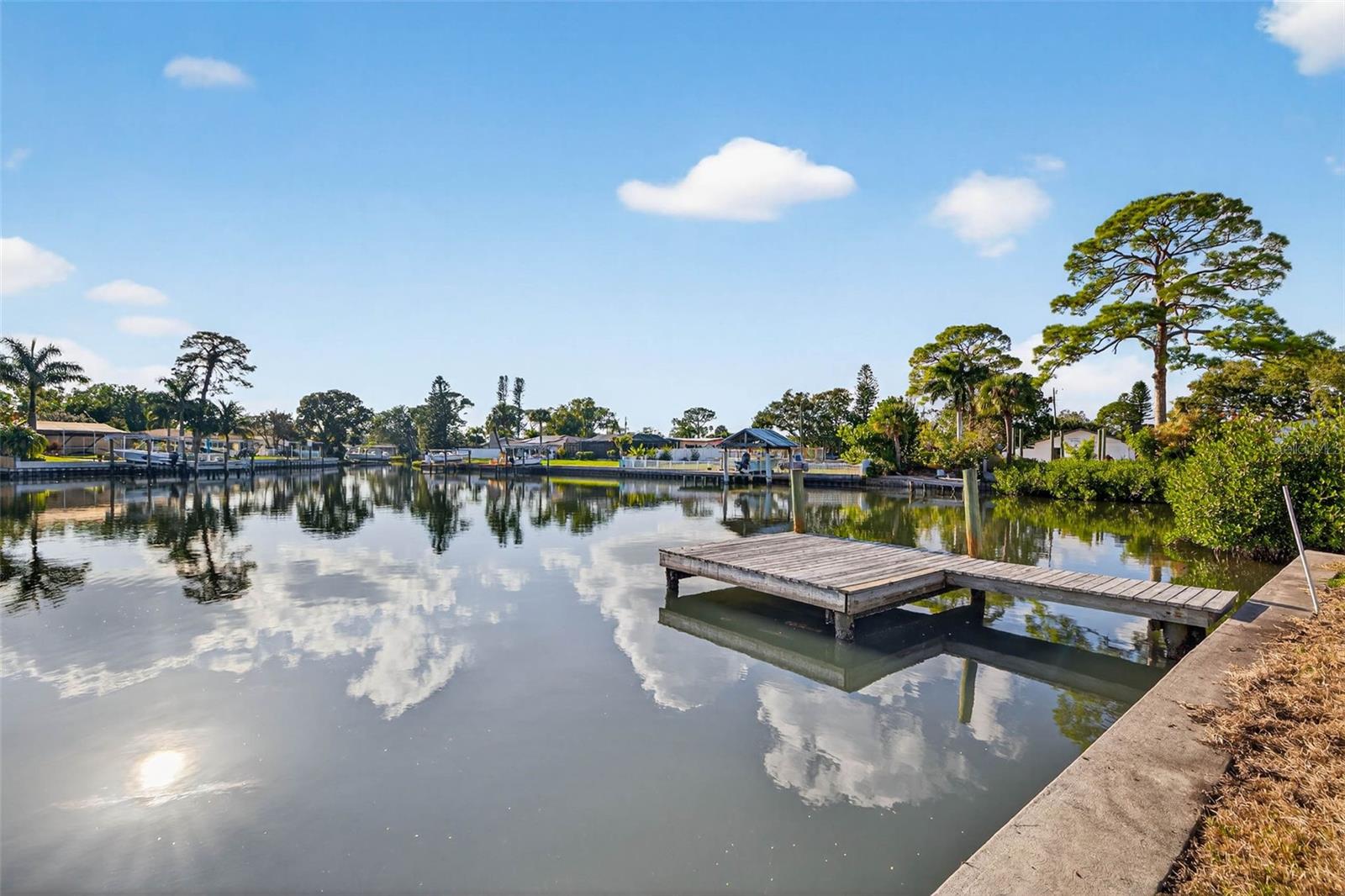 Image 37 of 45 For 4790 Venetian Boulevard Ne