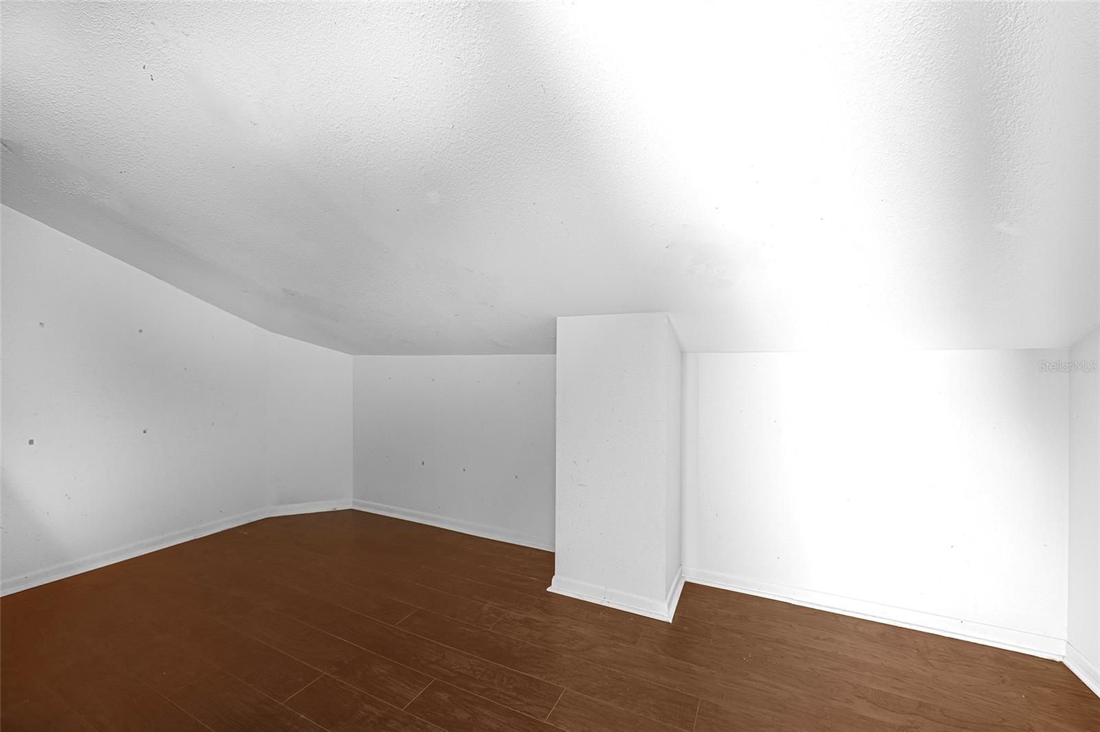 Image 21 of 53 For 1599 Brae Moor Lane