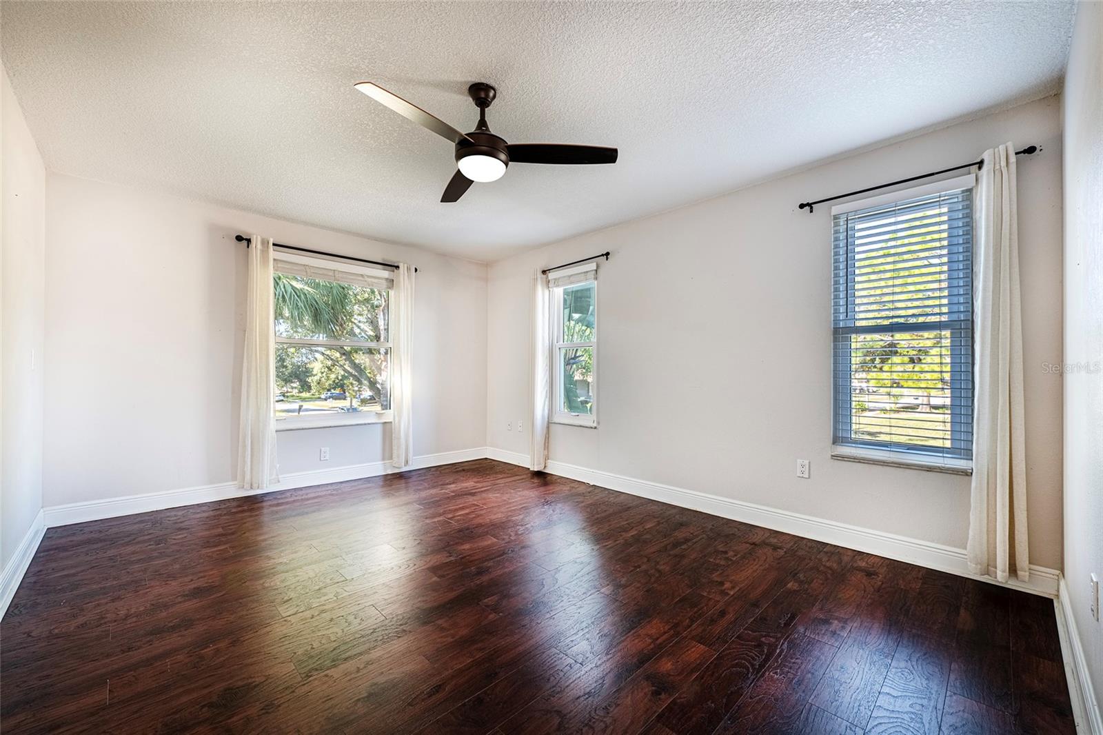 Image 30 of 53 For 1599 Brae Moor Lane