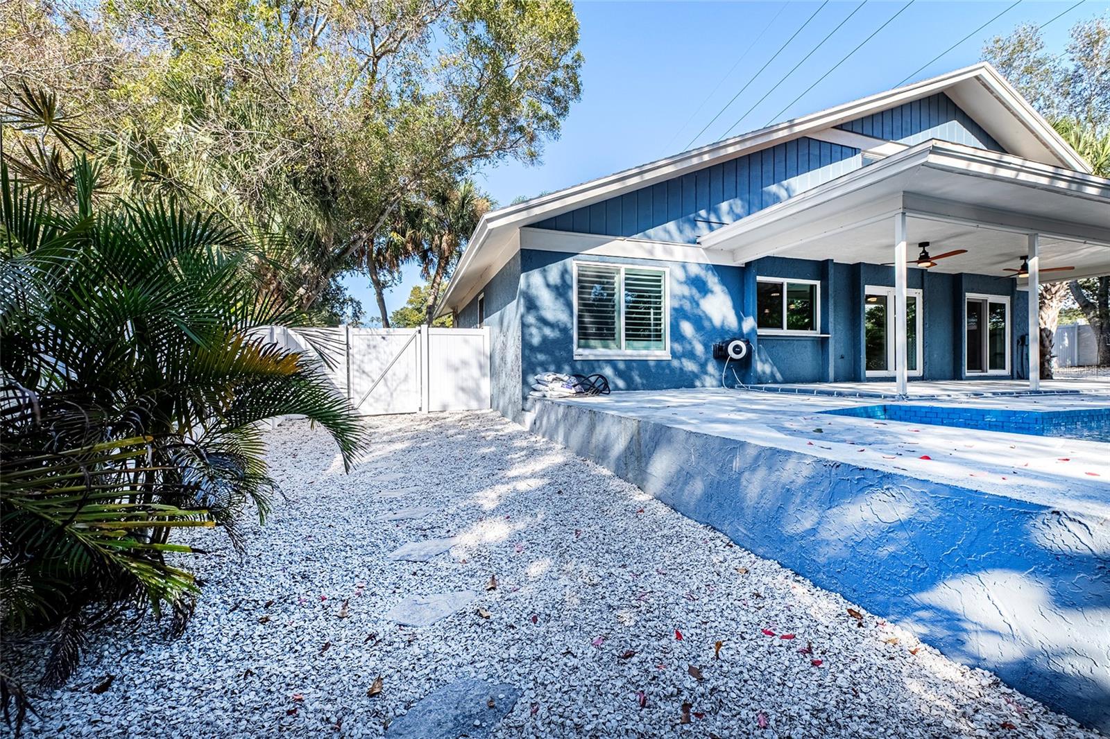 Image 36 of 53 For 1599 Brae Moor Lane