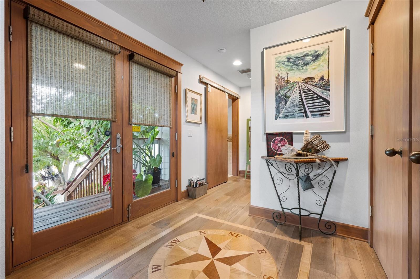 Image 29 of 79 For 213 Oak Avenue