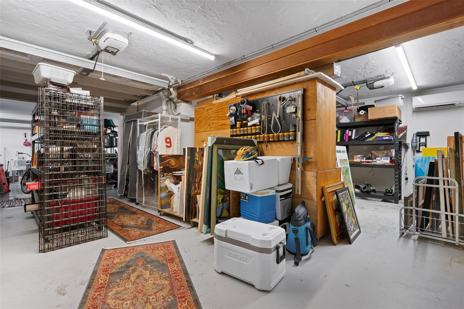 Image 40 of 79 For 213 Oak Avenue