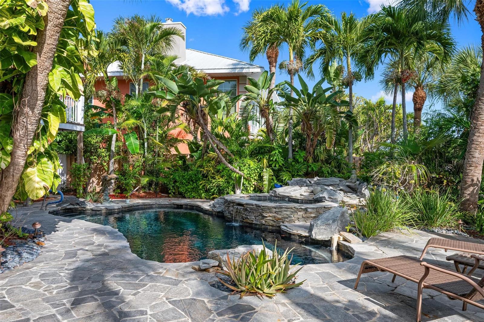 Image 60 of 79 For 213 Oak Avenue