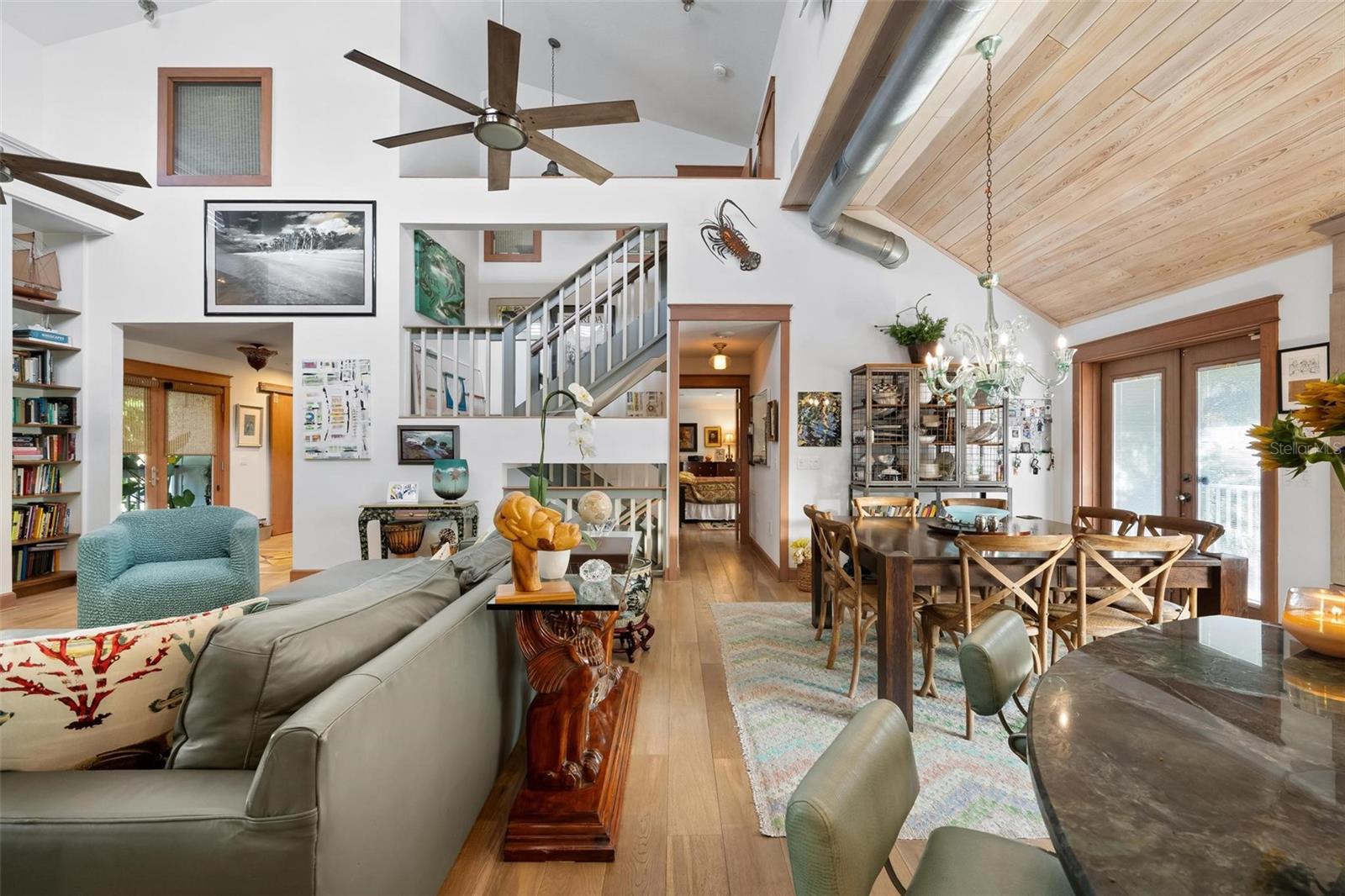 Image 8 of 79 For 213 Oak Avenue