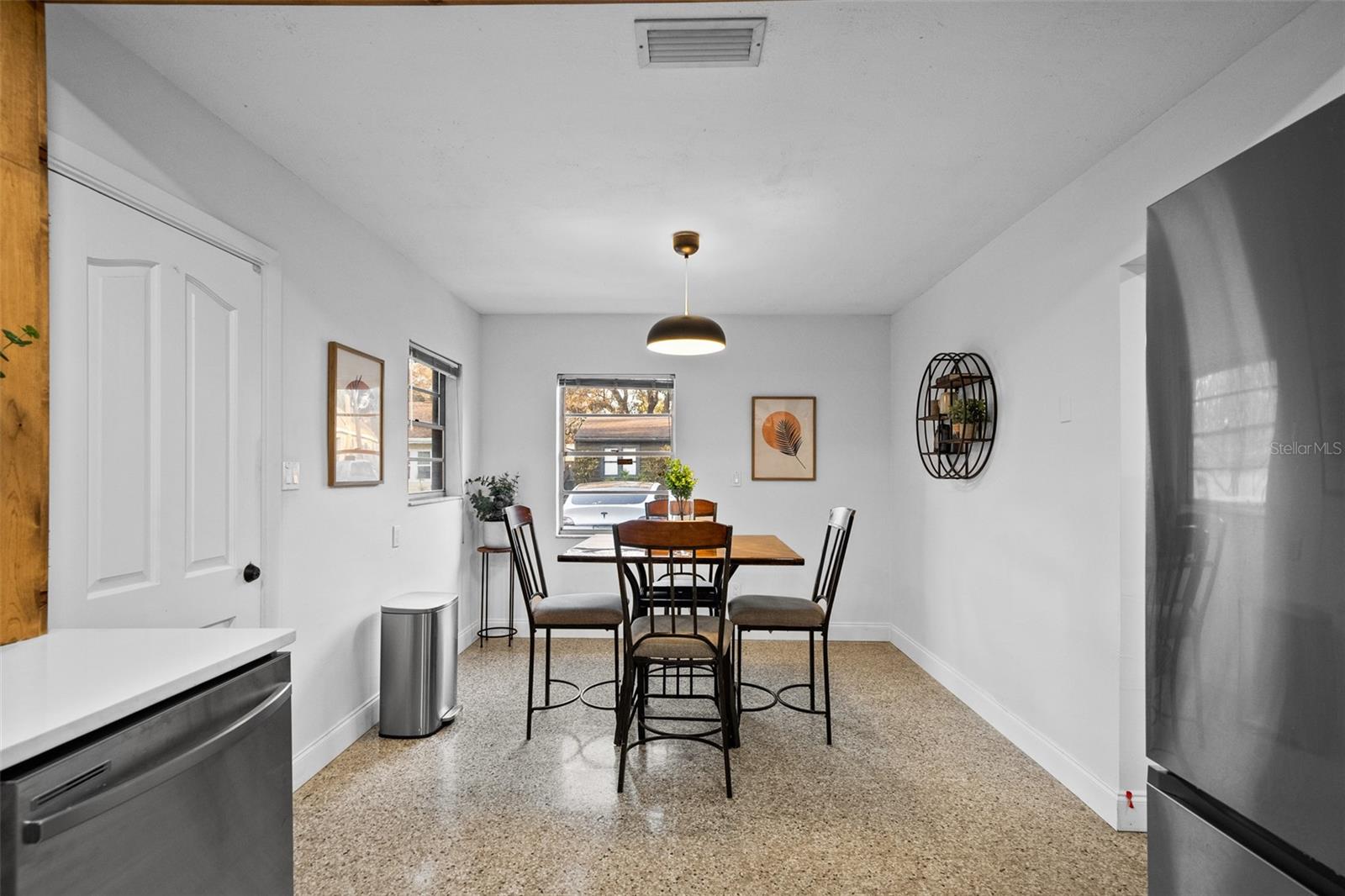 Image 12 of 31 For 314 Alva Street