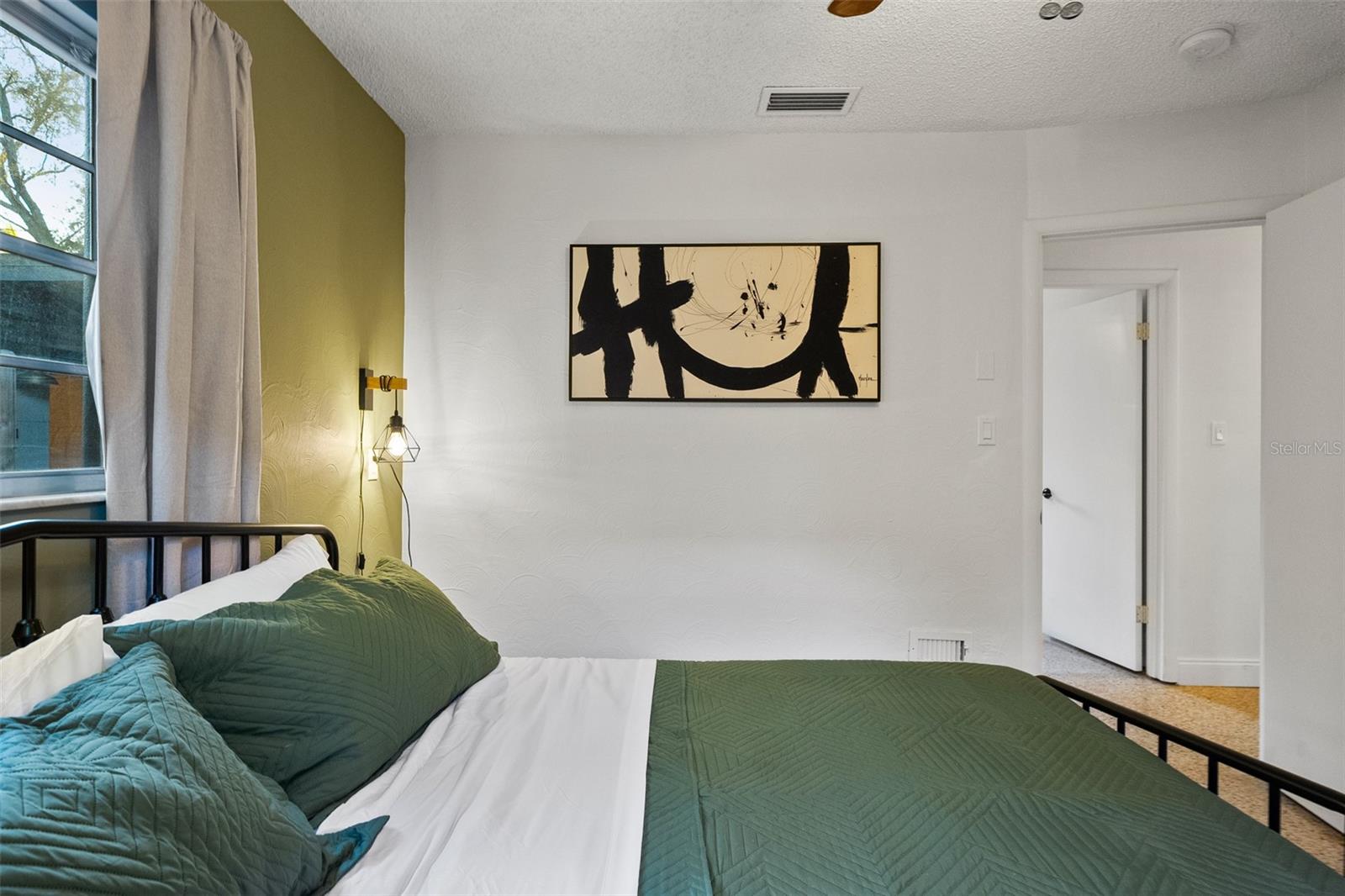 Image 19 of 31 For 314 Alva Street