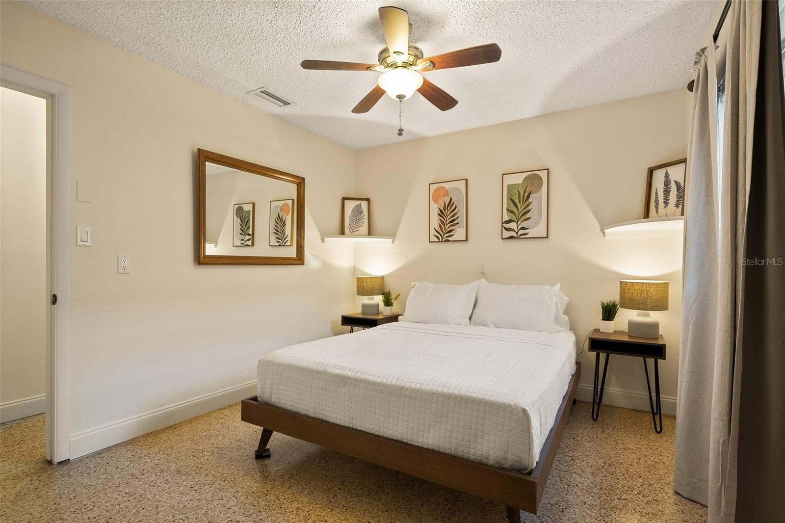 Image 25 of 31 For 314 Alva Street