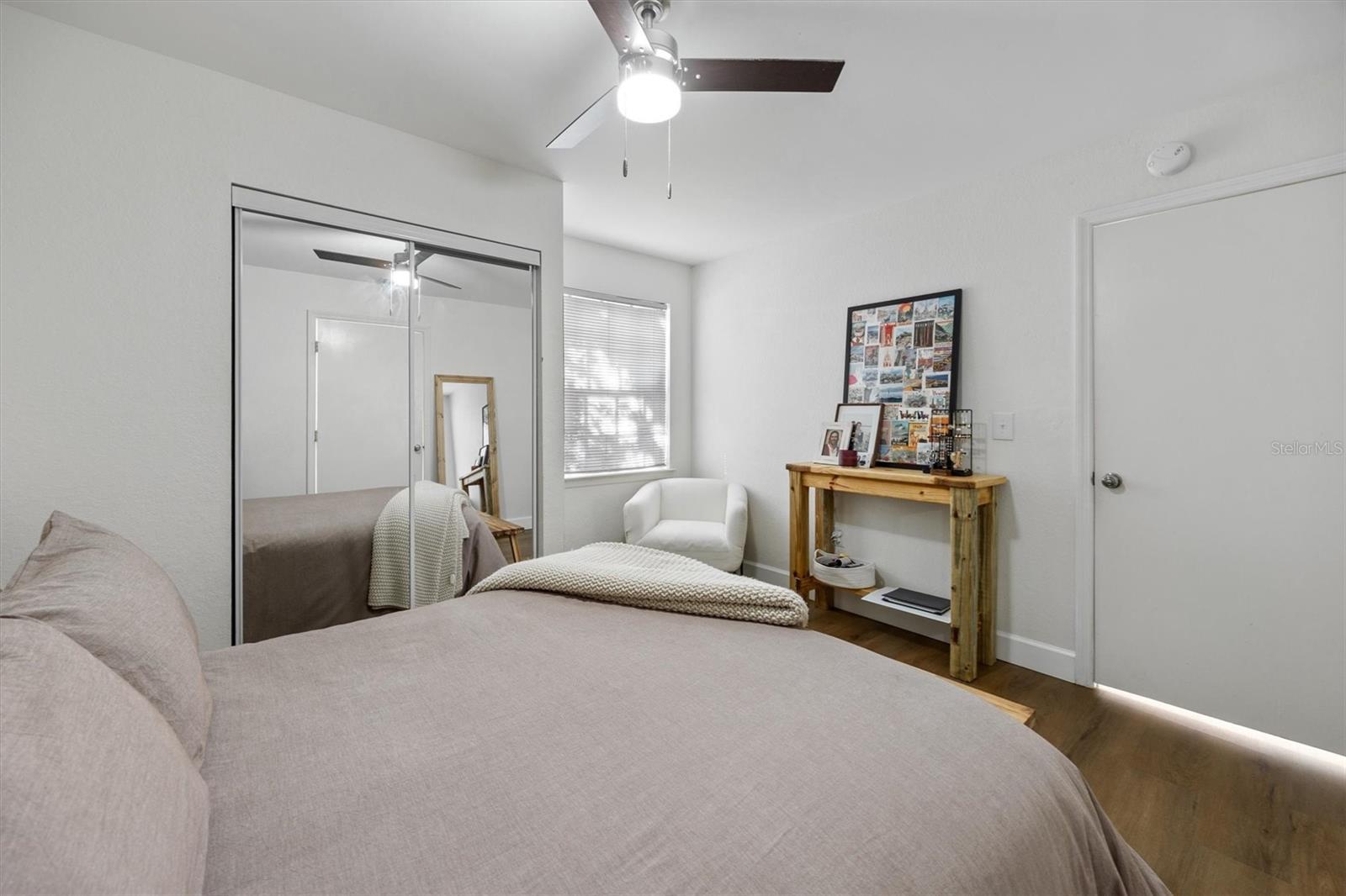 Image 37 of 50 For 3705 27th Street 913