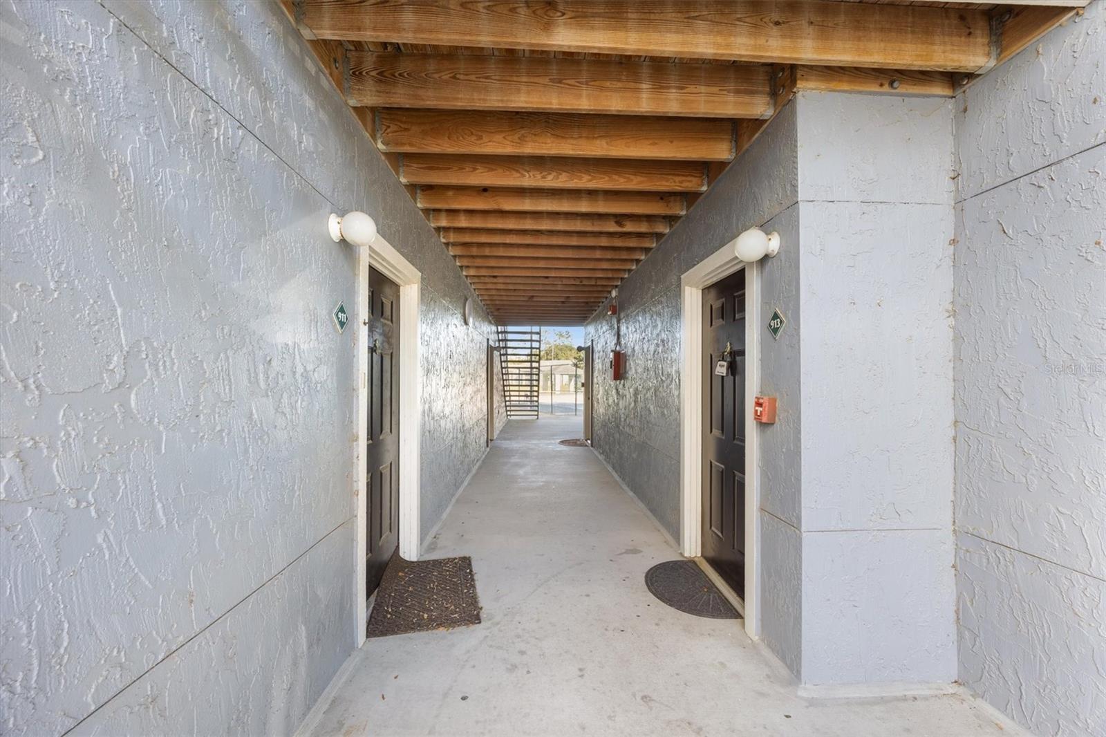 Image 4 of 50 For 3705 27th Street 913