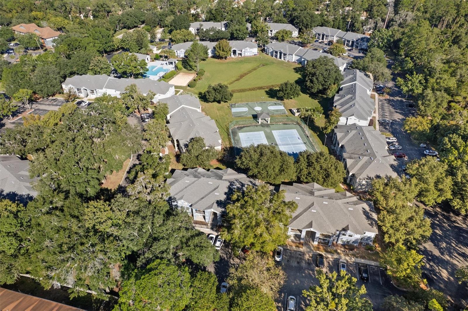 Image 48 of 50 For 3705 27th Street 913