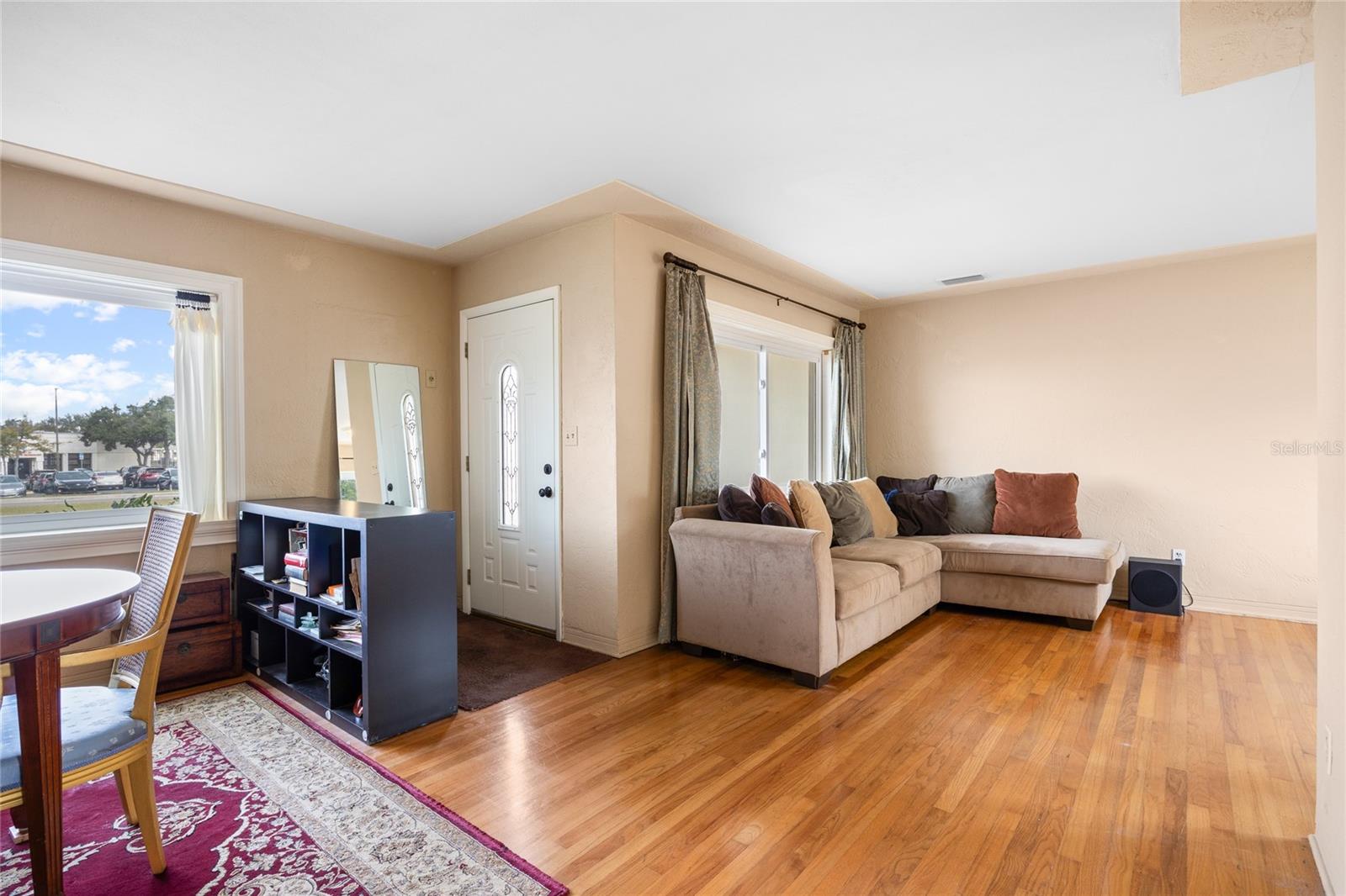 Image 10 of 27 For 1740 54th Avenue N