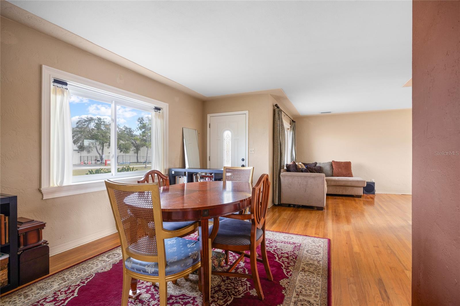 Image 9 of 27 For 1740 54th Avenue N