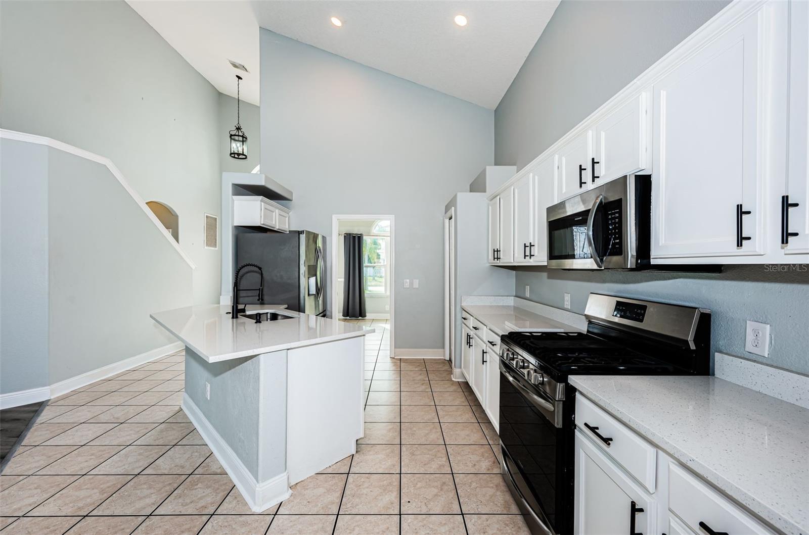 Image 10 of 49 For 443 Briland Street