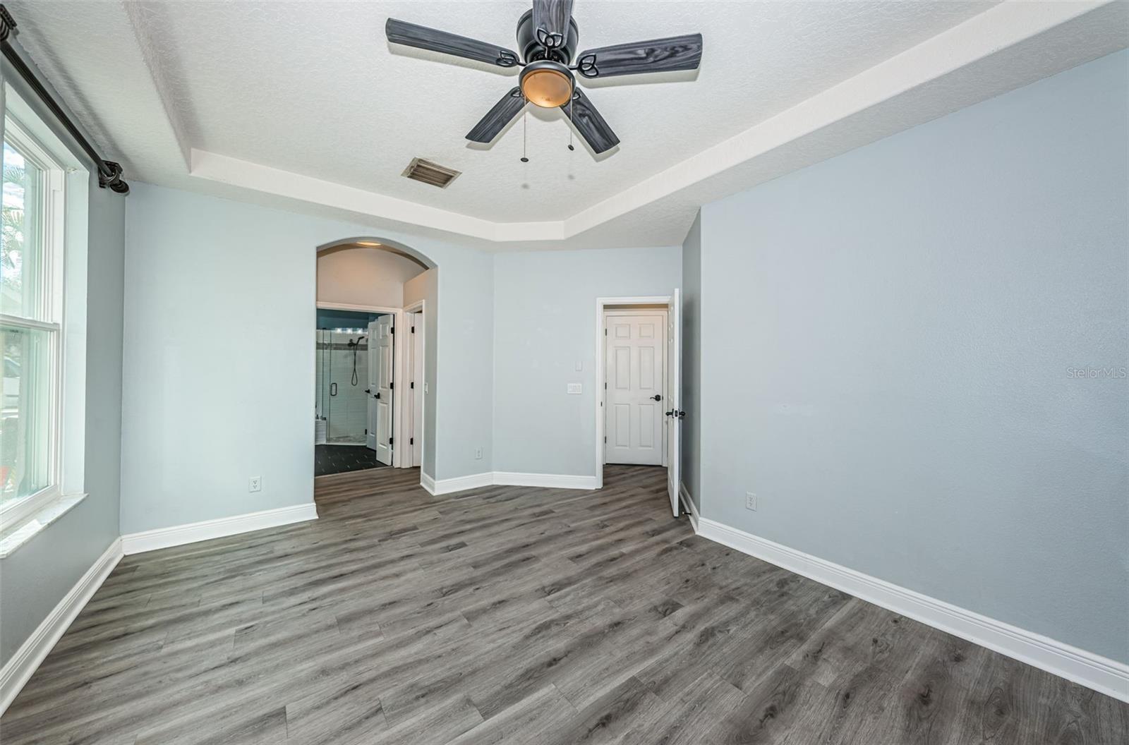 Image 18 of 49 For 443 Briland Street