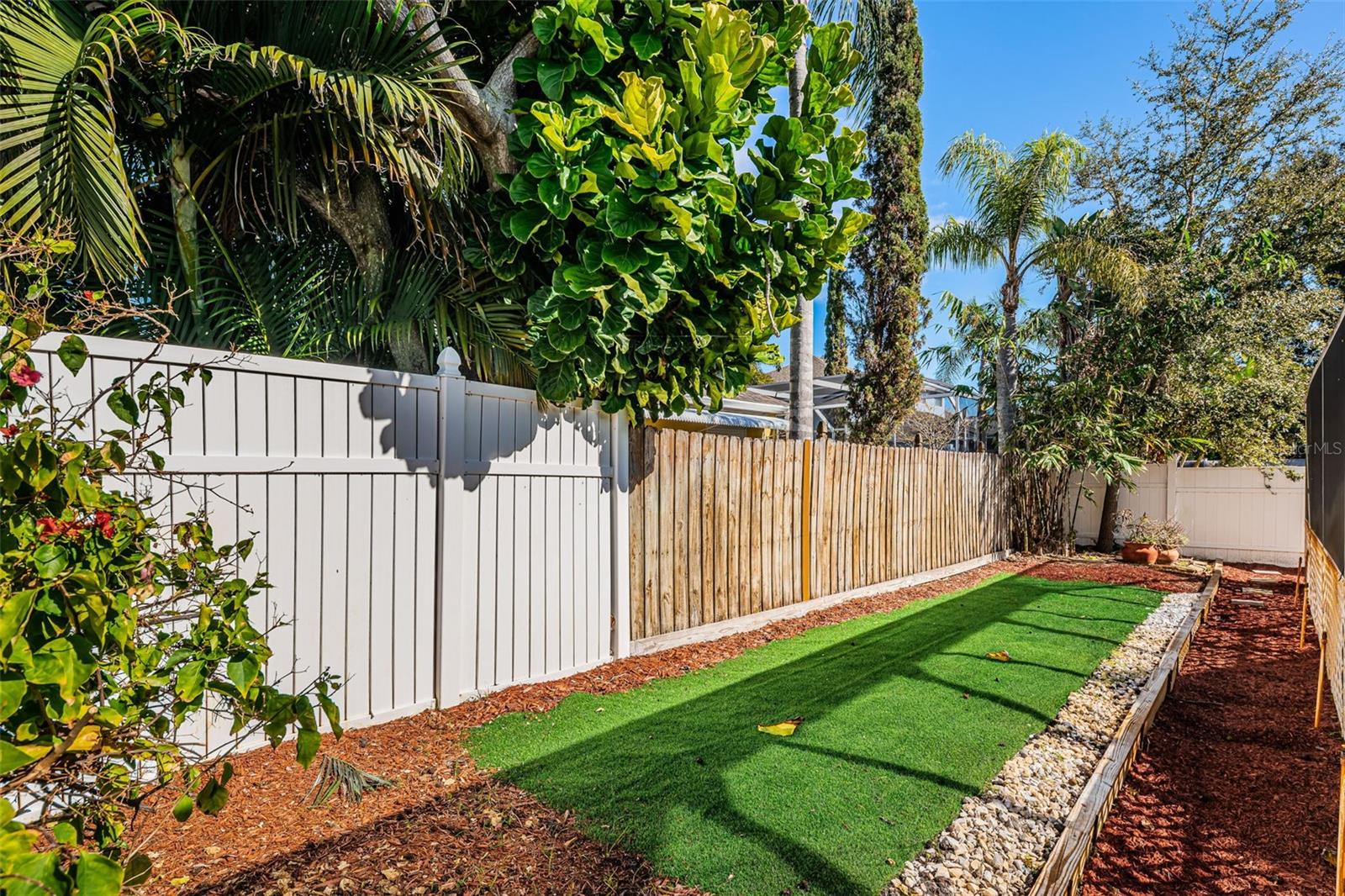 Image 40 of 49 For 443 Briland Street