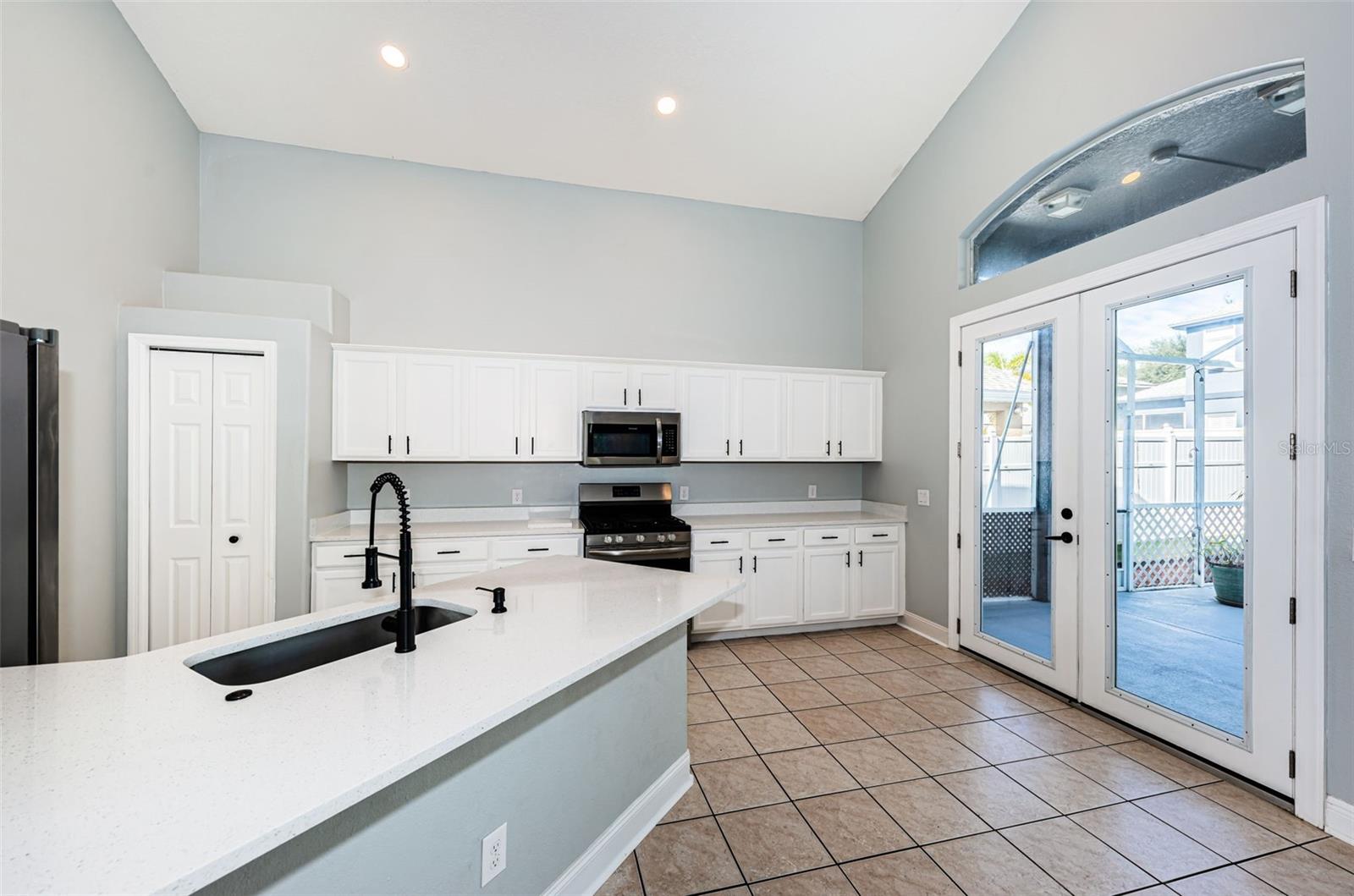 Image 8 of 49 For 443 Briland Street