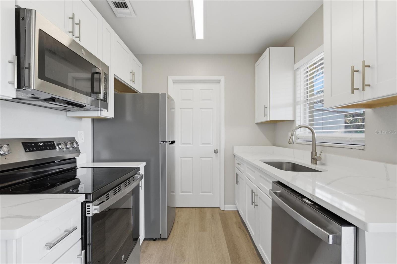 Image 8 of 20 For 9326 Bay Drive