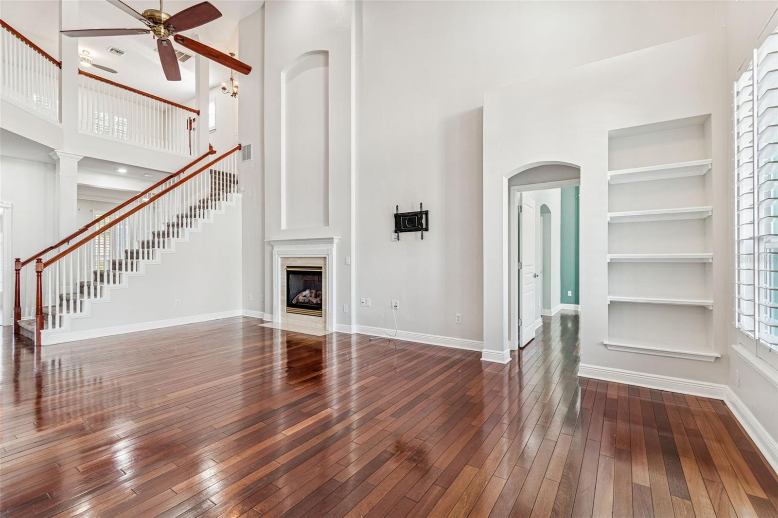 Listing photo id 33 for 8094 Cottonwood Court