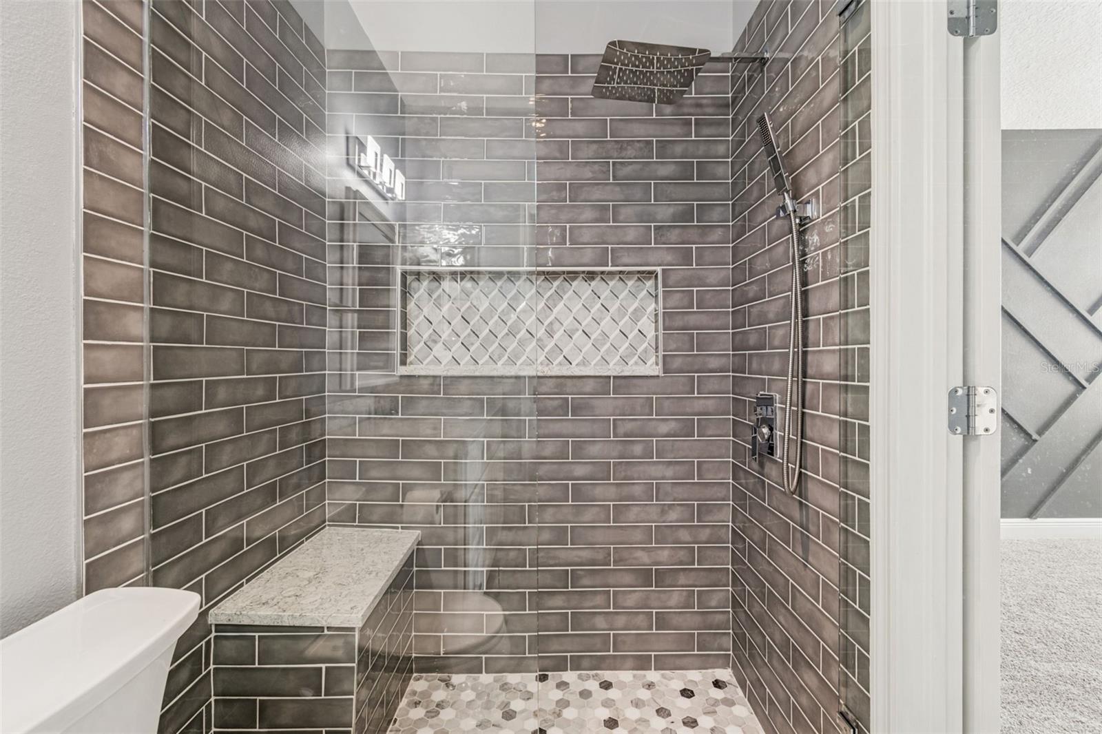 Listing photo id 66 for 8094 Cottonwood Court