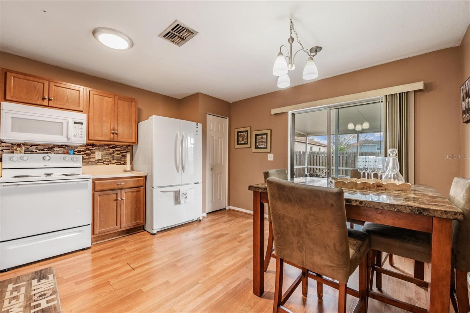 Image 10 of 38 For 9520 Simeon Drive