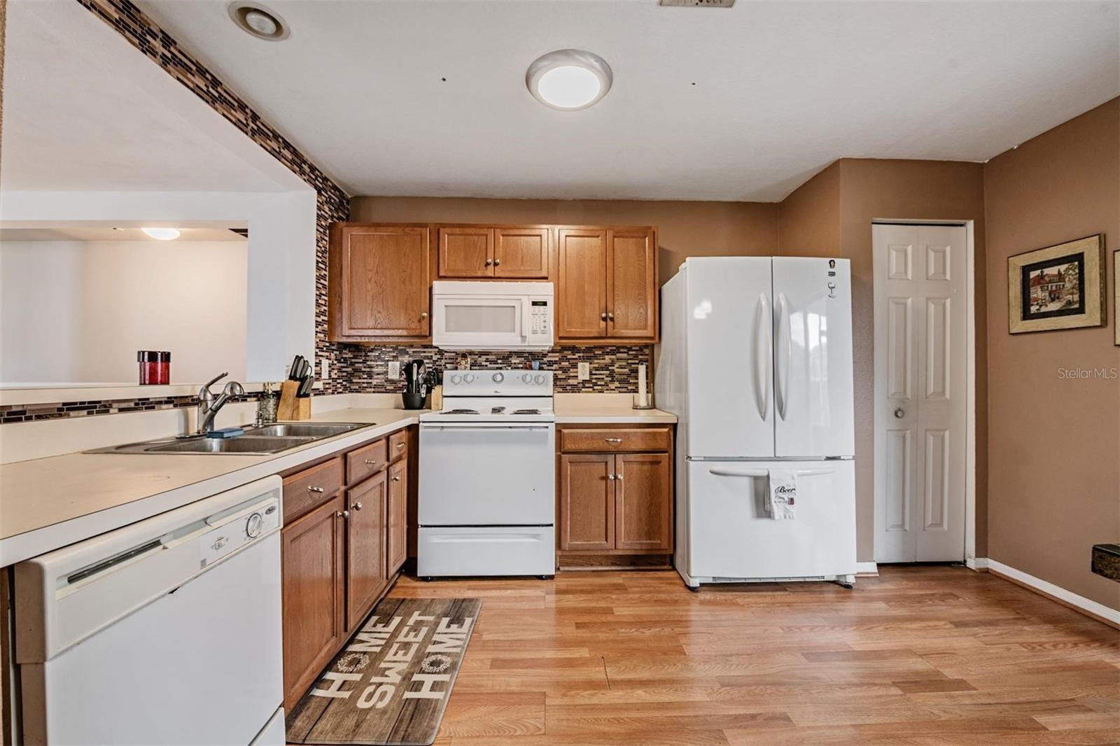 Image 11 of 38 For 9520 Simeon Drive