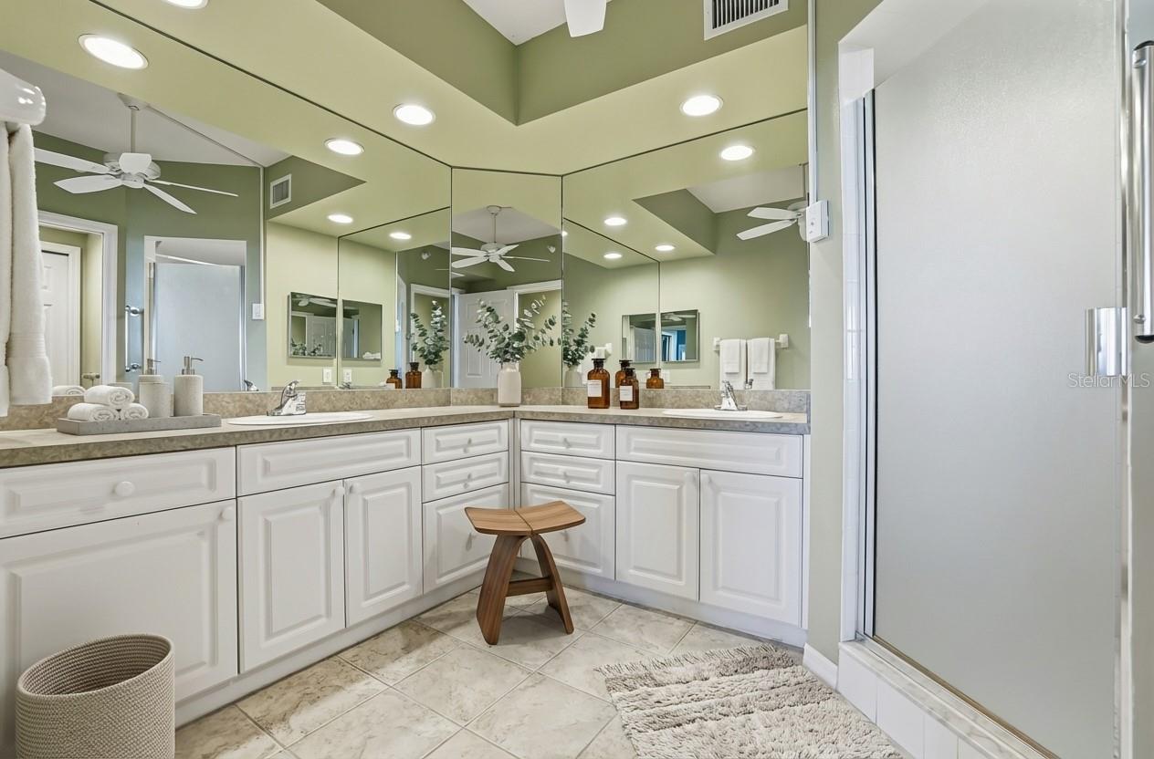 Image 24 of 55 For 6575 99th Way N 22301