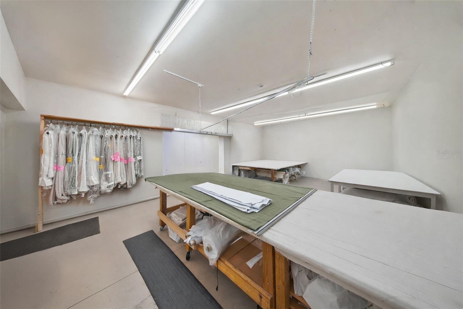 Image 25 of 46 For 16415 Florida Avenue