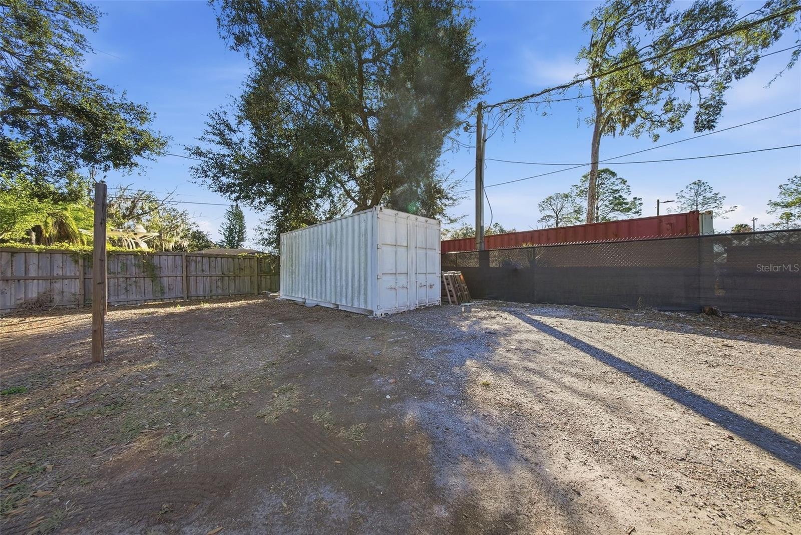 Image 40 of 46 For 16415 Florida Avenue