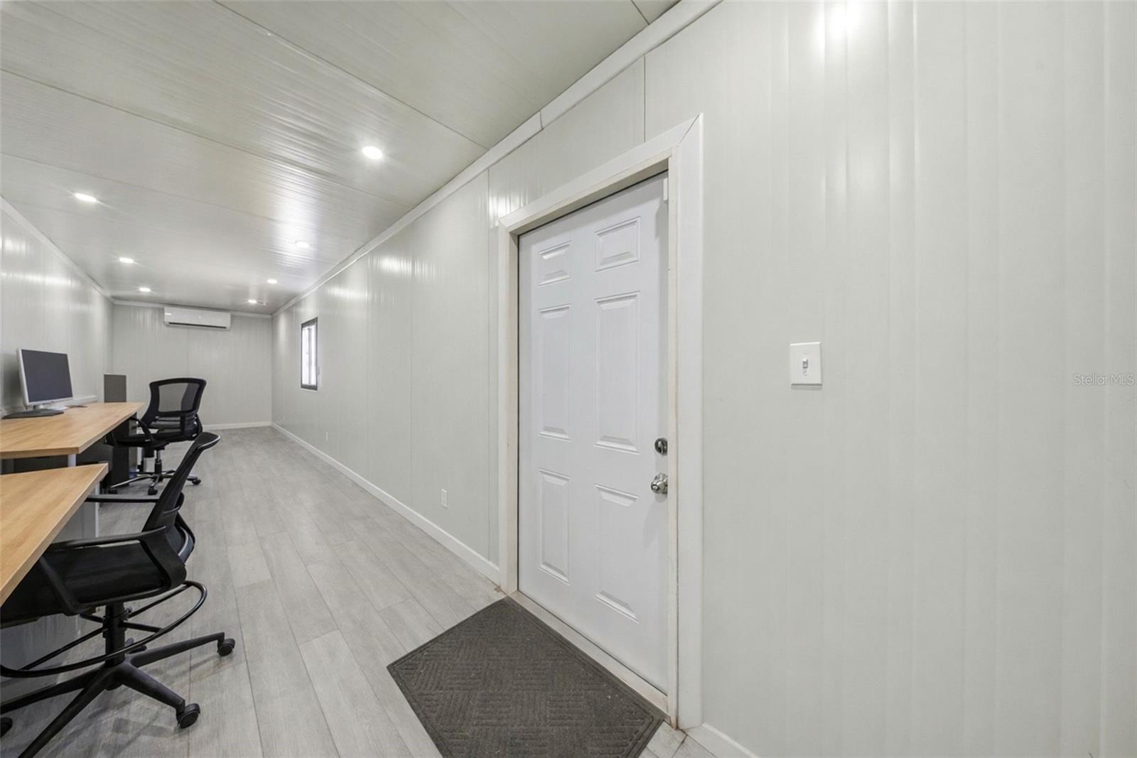 Image 45 of 46 For 16415 Florida Avenue