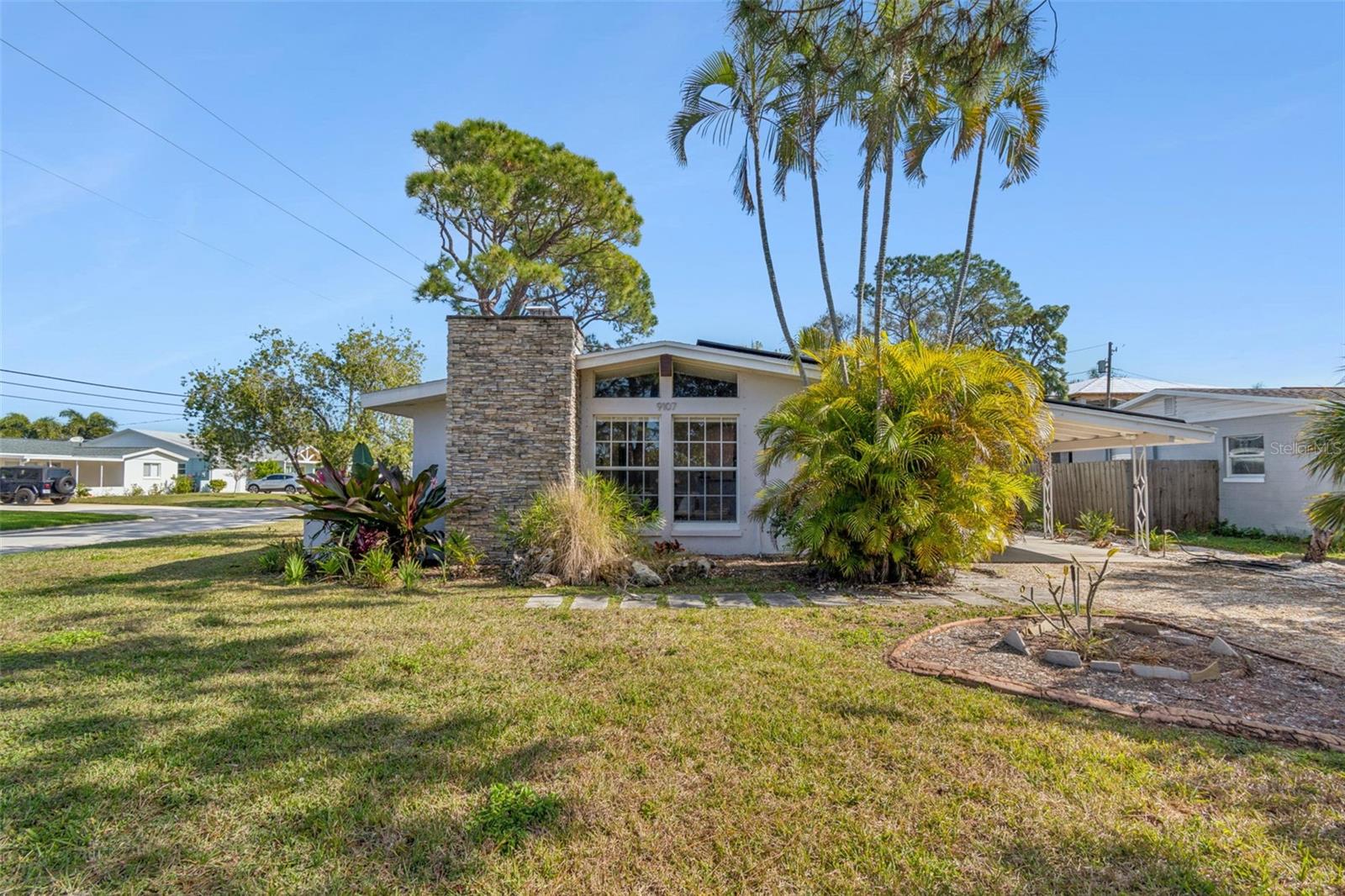 Details for 9107 Bay Street Ne, ST PETERSBURG, FL 33702