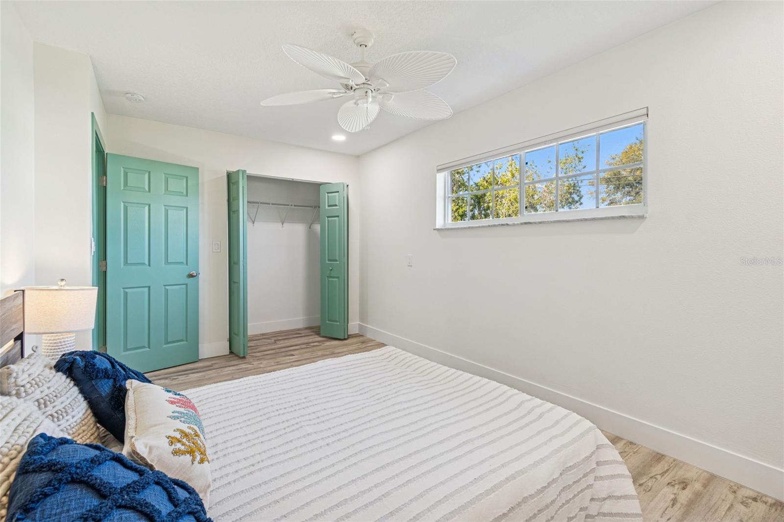 Image 16 of 39 For 9107 Bay Street Ne